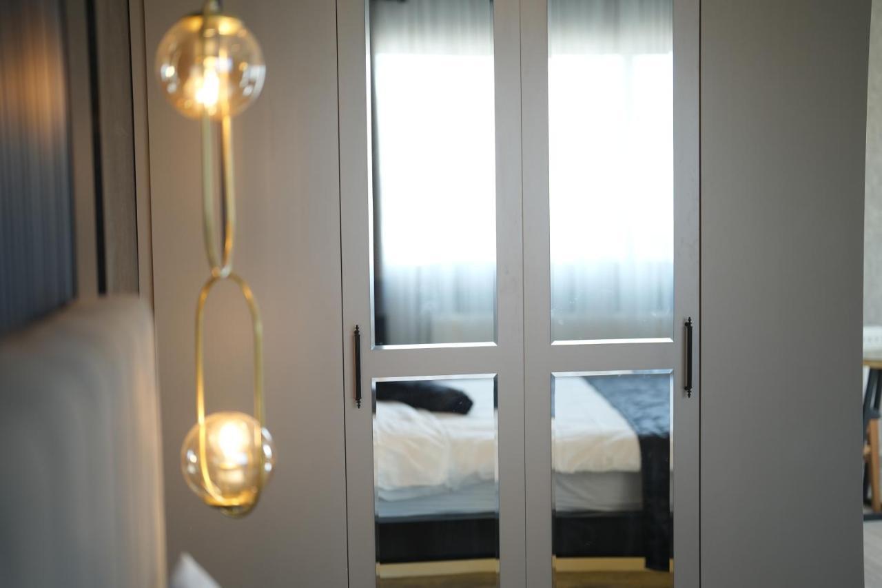Marlen Hotel Bayrakli İzmir Exterior foto