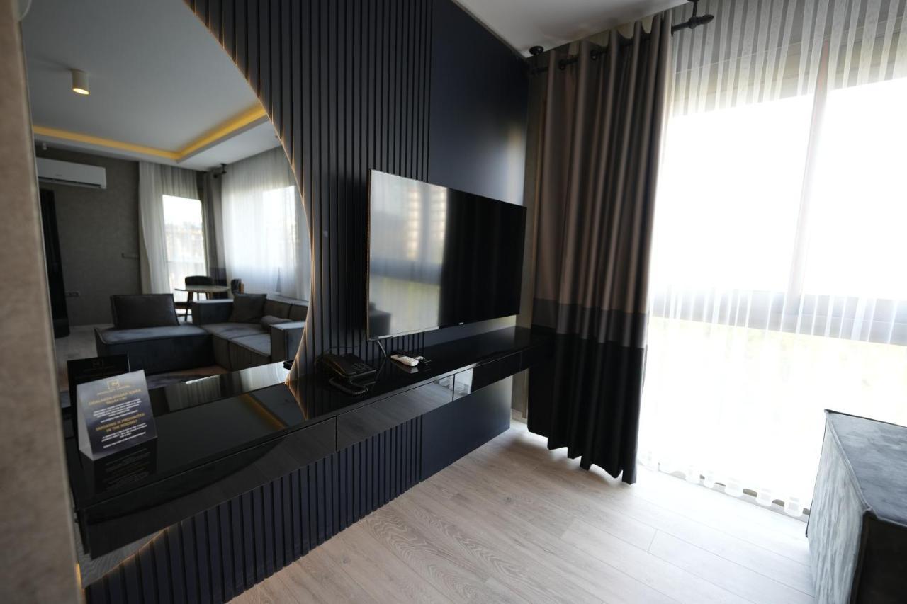 Marlen Hotel Bayrakli İzmir Exterior foto